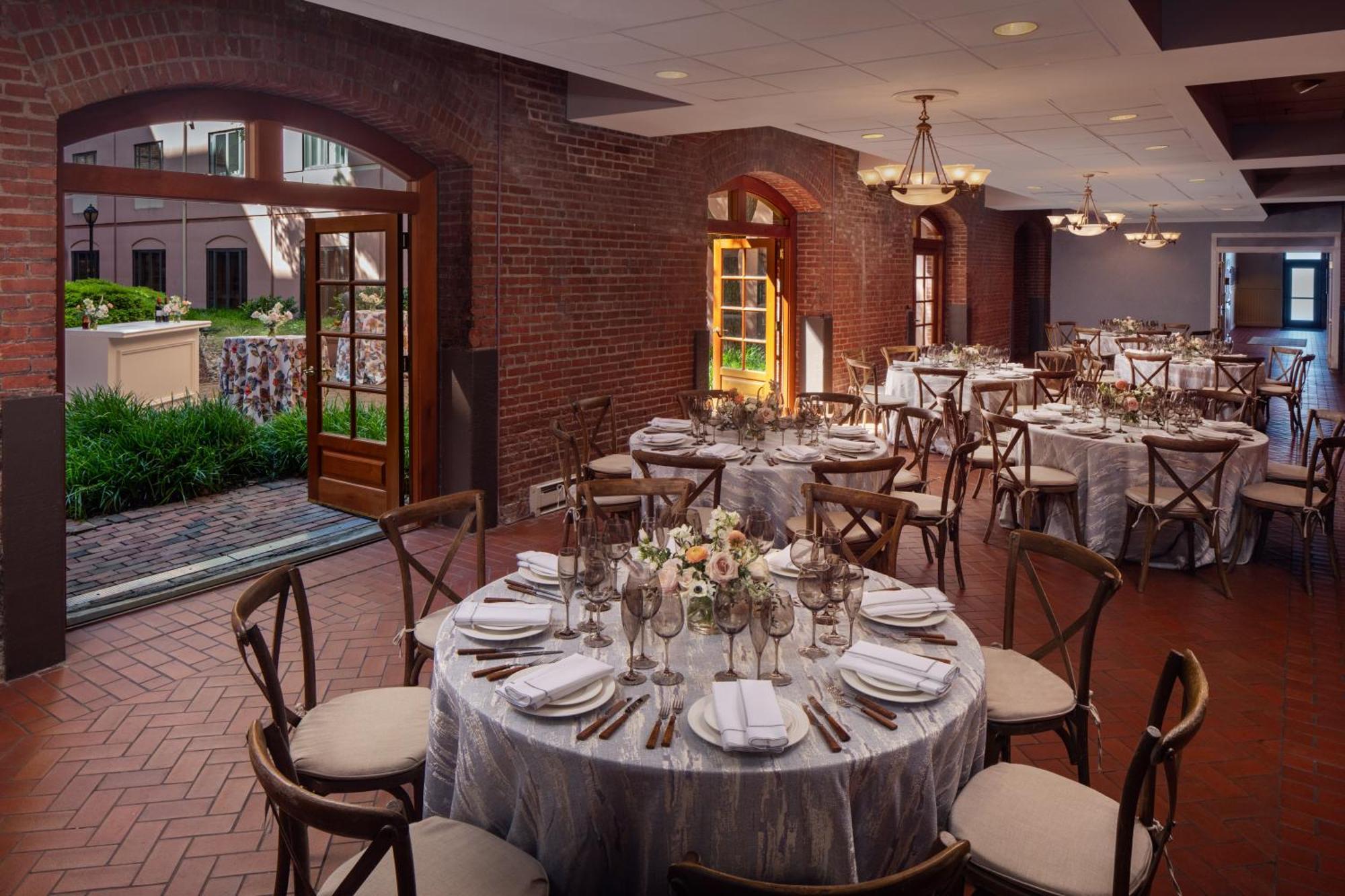 The Inn At Henderson'S Wharf, Ascend Hotel Collection Балтимор Екстериор снимка